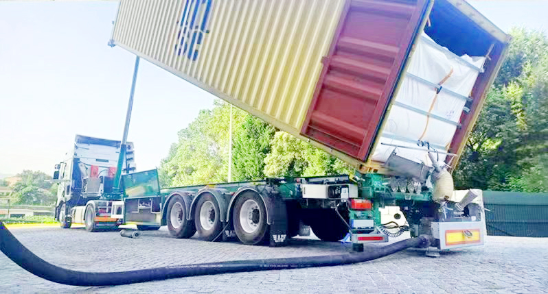 澳森特揭秘：运输PET想省钱？一个集装箱海包袋就够了！